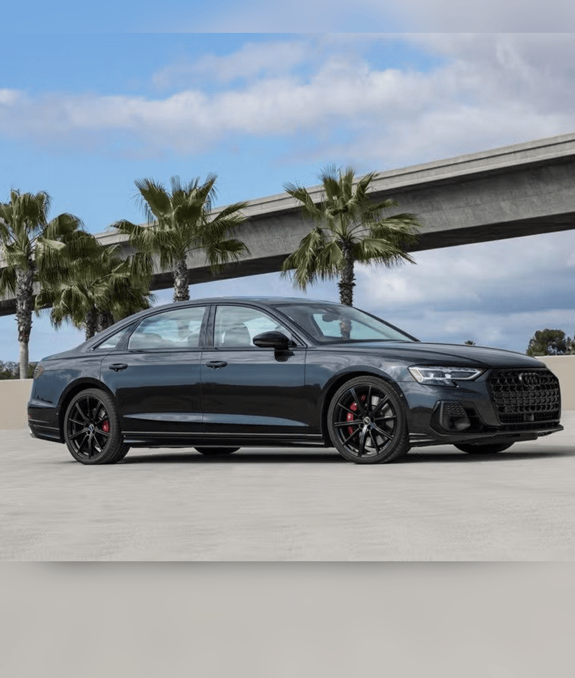 Audi S8 2025