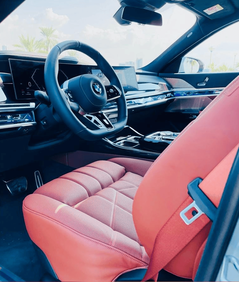 BMW 735i 2024 with Driver thumbnail 10