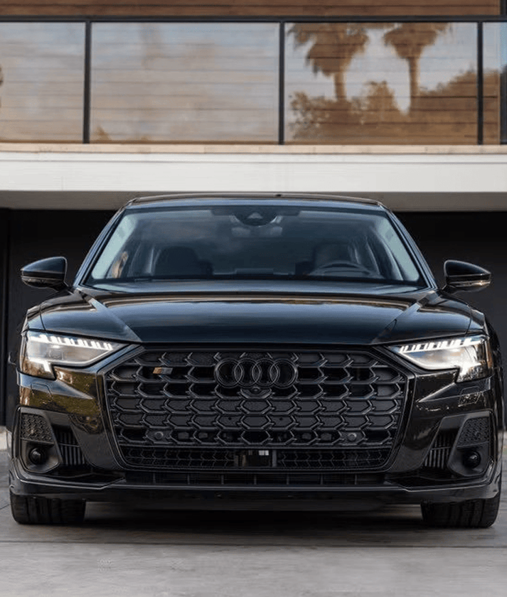 Audi S8 2025 thumbnail 2