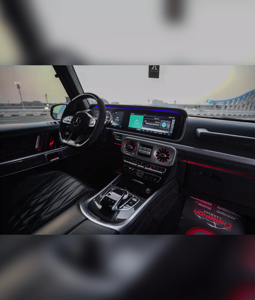 Mercedes G63 2022 with Driver thumbnail 4