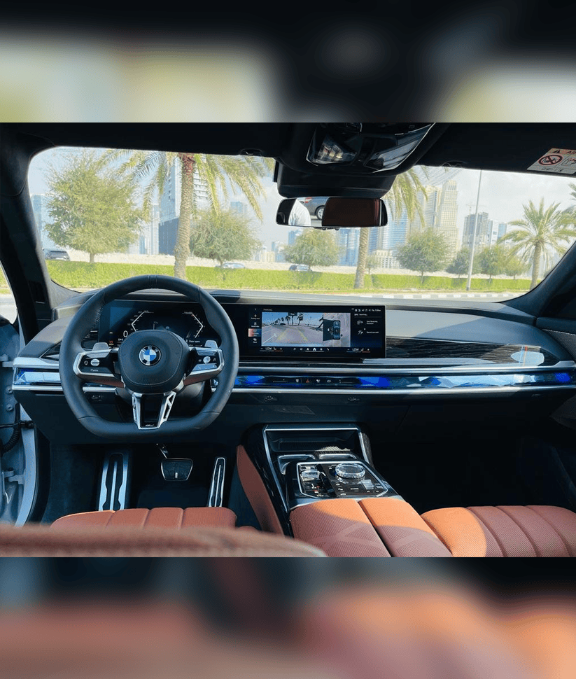 BMW 735i 2024 thumbnail 12