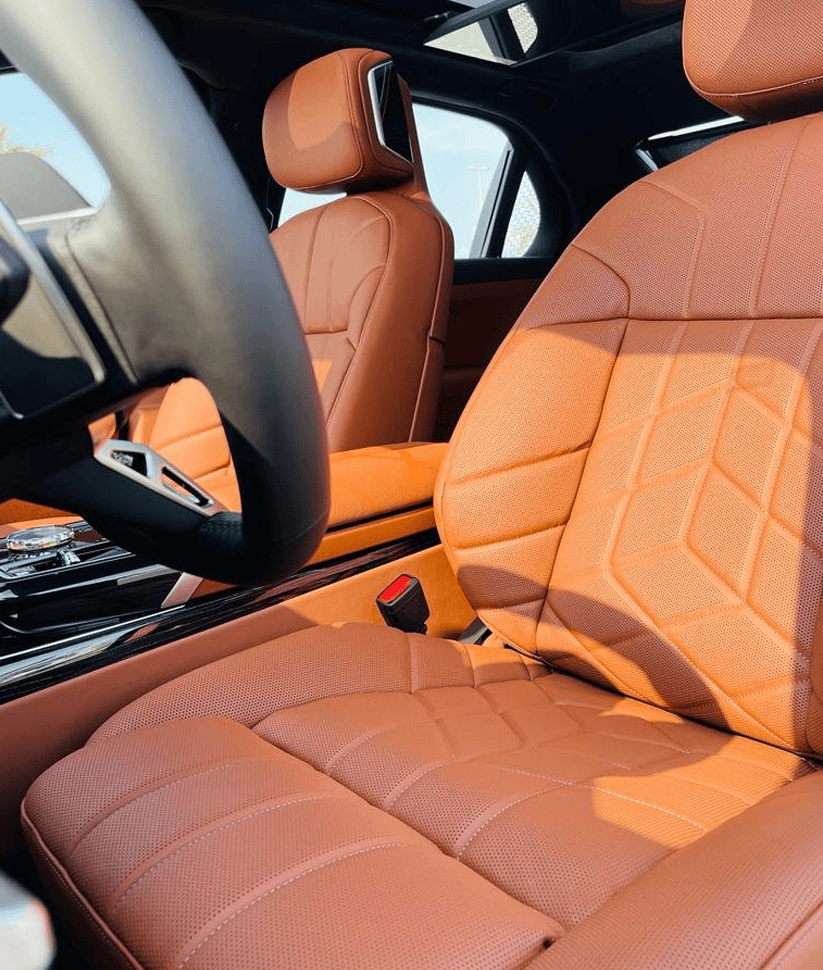 BMW 735i 2024 thumbnail 14