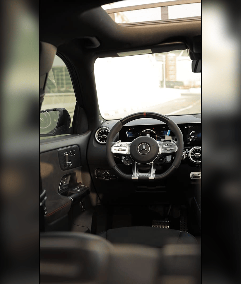 Mercedes GLA 35 AMG thumbnail 4